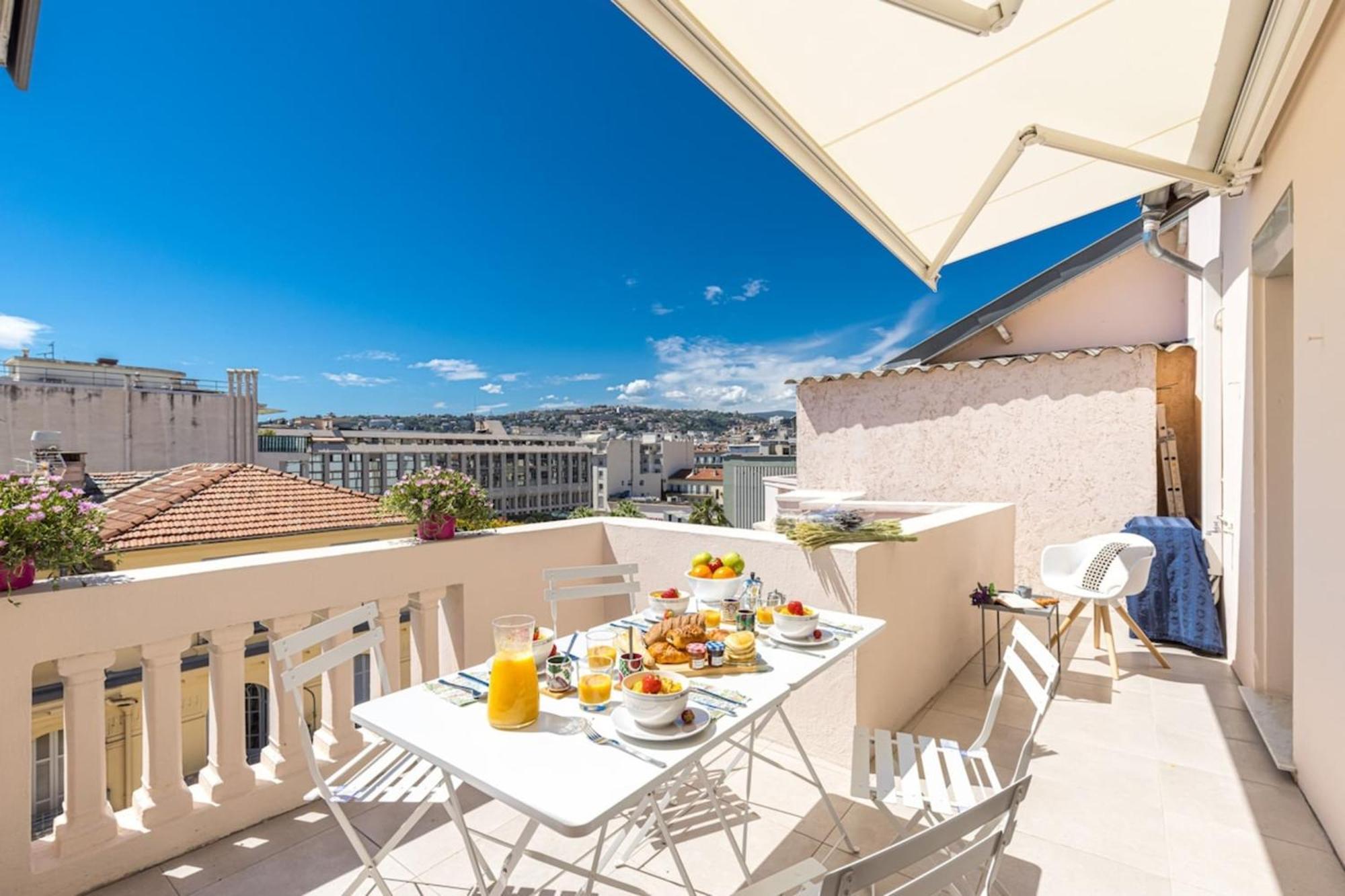 Spitalieri- Sunny Terrace With View -New Apartment Nice Exterior photo