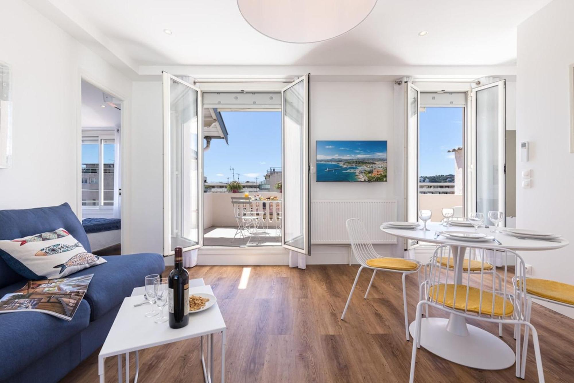 Spitalieri- Sunny Terrace With View -New Apartment Nice Exterior photo